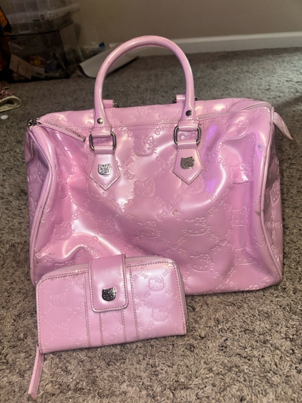 Rare Hello Kitty Loungefly Pink Patent Satchel Handbag and Wallet Set